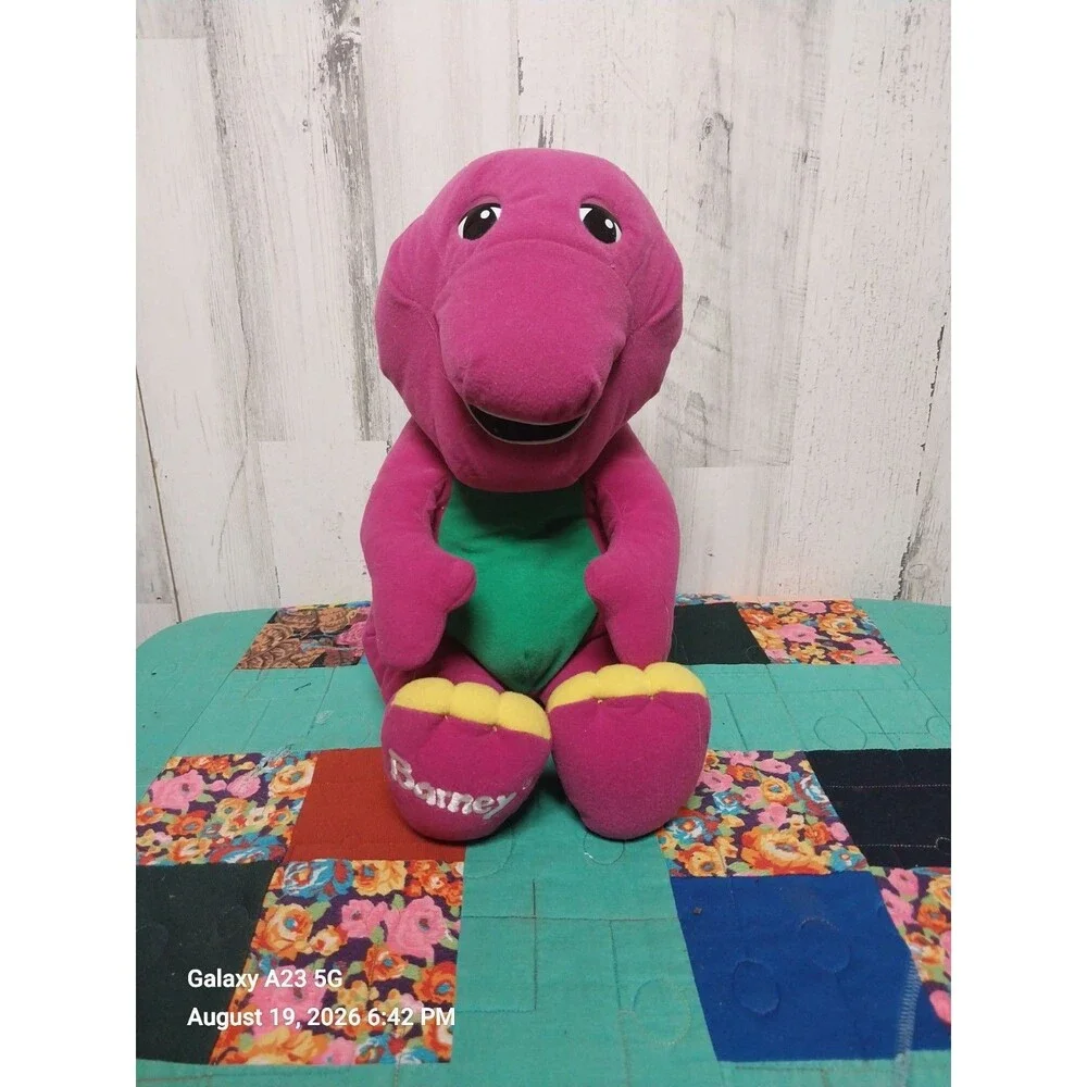 Vintage 1996 Talking Barney Playskool 18